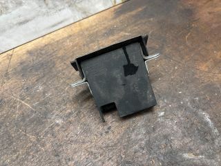 bontott VW GOLF VII Csomagtérajtó Zárszerkezet