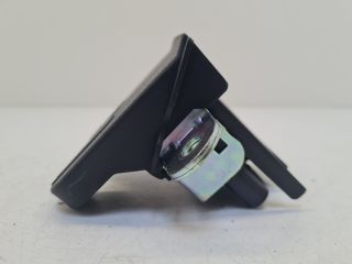 bontott VW GOLF VII Csomagtérajtó Zárszerkezet