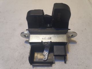 bontott VW GOLF VII Csomagtérajtó Zárszerkezet