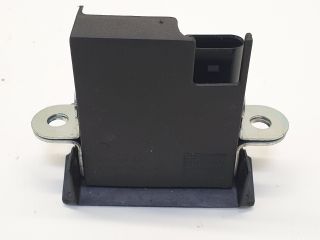 bontott VW GOLF VII Csomagtérajtó Zárszerkezet