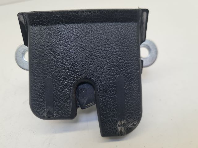 bontott VW GOLF VII Csomagtérajtó Zárszerkezet