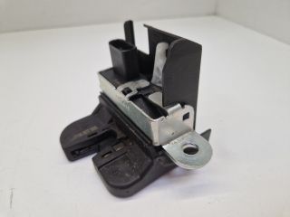 bontott VW GOLF VII Csomagtérajtó Zárszerkezet