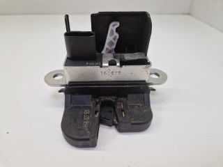 bontott VW GOLF VII Csomagtérajtó Zárszerkezet