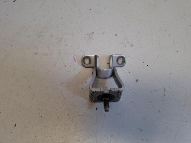 bontott VW GOLF VII Csomagtérajtó Zsanér