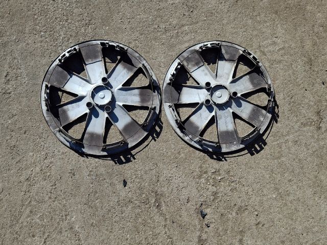 bontott VW GOLF VII Dísztárcsa (1 db)