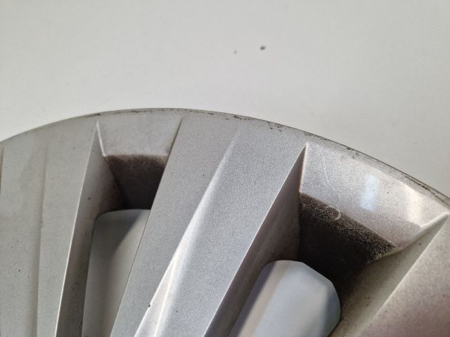 bontott VW GOLF VII Dísztárcsa (1 db)