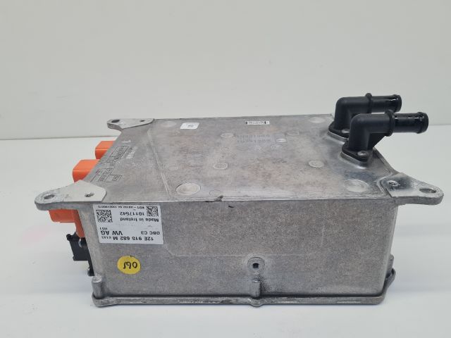 bontott VW GOLF VII Akkumulátor Töltő