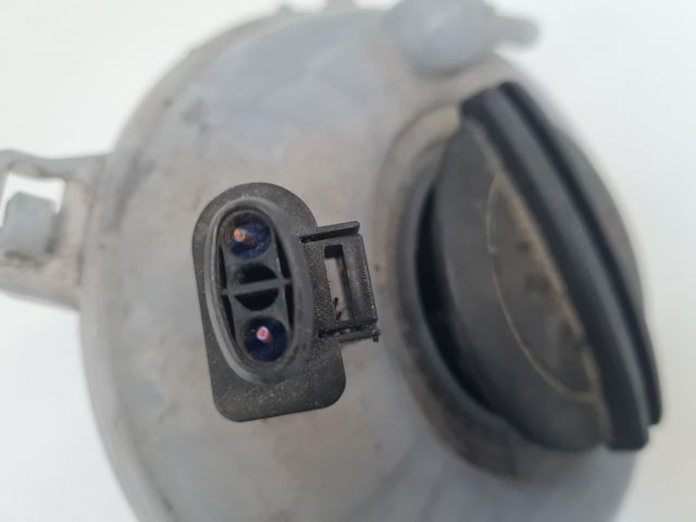 bontott VW GOLF VII Kiegyenlítő Tartály