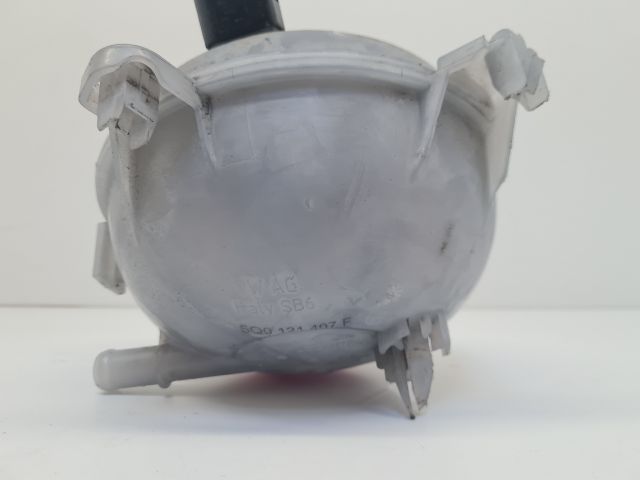 bontott VW GOLF VII Kiegyenlítő Tartály