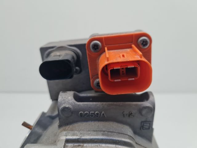 bontott VW GOLF VII Klímakompresszor