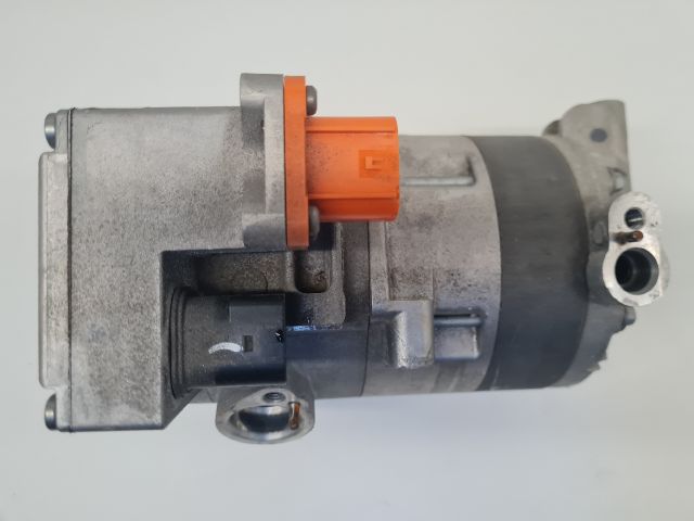 bontott VW GOLF VII Klímakompresszor