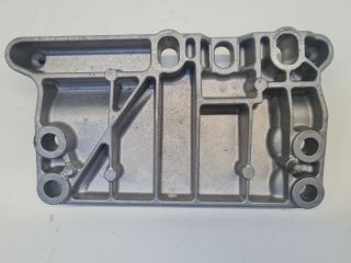 bontott VW GOLF VII Motor Tartó Bak (Fém)