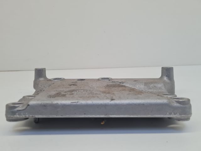 bontott VW GOLF VII Motor Tartó Bak (Fém)