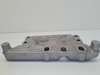 bontott VW GOLF VII Motor Tartó Bak (Fém)