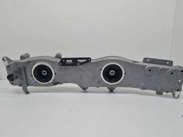 bontott VW GOLF VII Motor Tartó Bak (Fém)