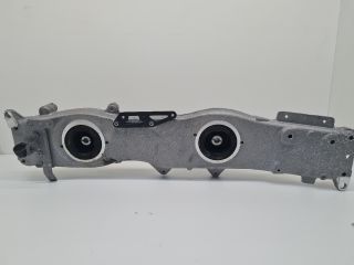 bontott VW GOLF VII Motor Tartó Bak (Fém)