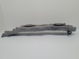 bontott VW GOLF VII Motor Tartó Bak (Fém)