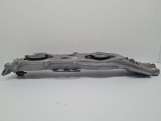 bontott VW GOLF VII Motor Tartó Bak (Fém)