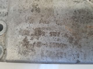 bontott VW GOLF VII Motor Tartó Bak (Fém)