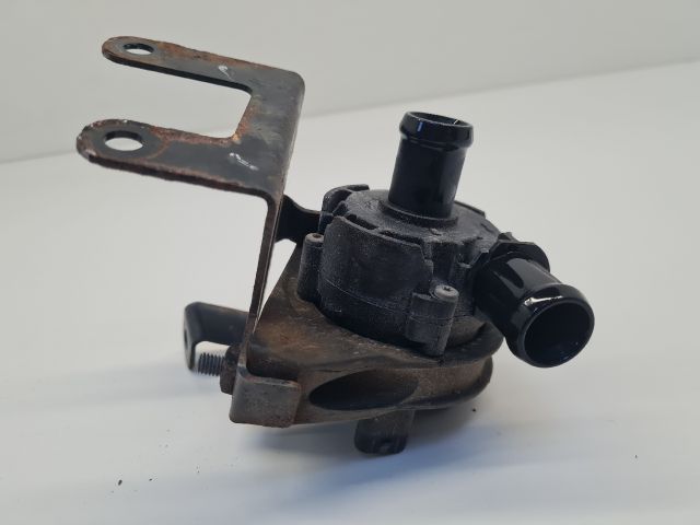 bontott VW GOLF VII Vízpumpa