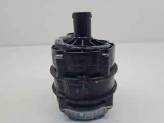 bontott VW GOLF VII Vízpumpa