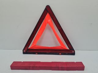 bontott VW GOLF VII Elakadásjelző Háromszög