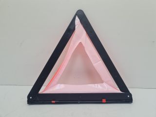 bontott VW GOLF VII Elakadásjelző Háromszög