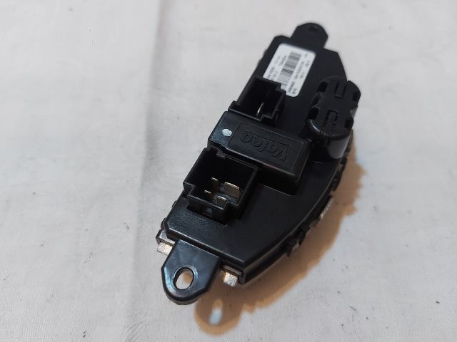 bontott VW GOLF VII Előtét Ellenállás Fűtőmotor