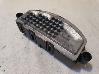 bontott VW GOLF VII Előtét Ellenállás Fűtőmotor