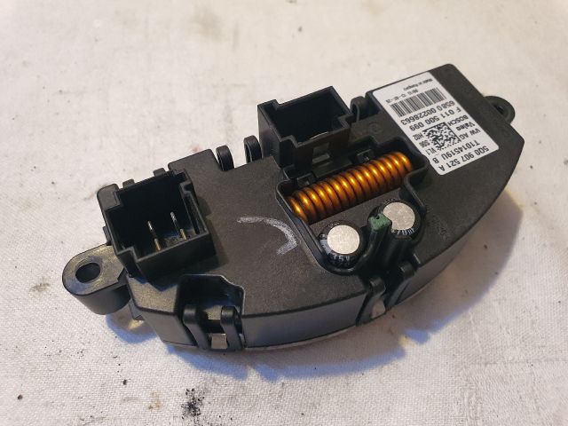 bontott VW GOLF VII Előtét Ellenállás Fűtőmotor