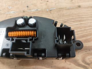 bontott VW GOLF VII Előtét Ellenállás Fűtőmotor