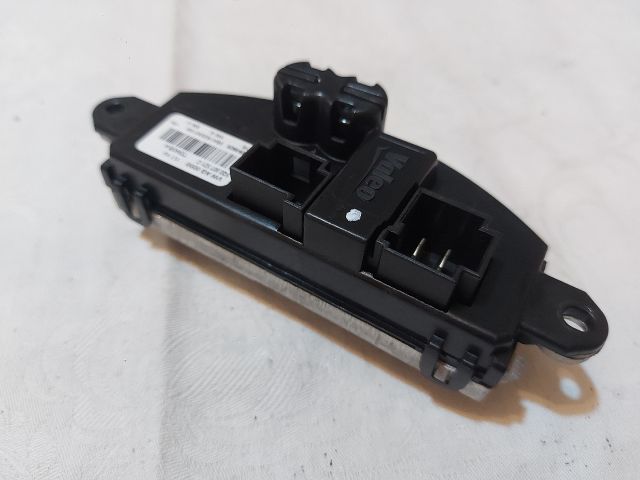 bontott VW GOLF VII Előtét Ellenállás Fűtőmotor