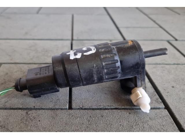 bontott VW GOLF VII Első Ablakmosó Szivattyú