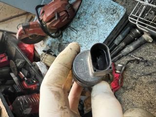 bontott VW GOLF VII Első Ablakmosó Szivattyú