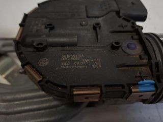 bontott VW GOLF VII Első Ablaktörlő Szerkezet Motorral
