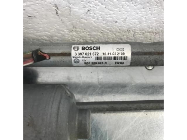 bontott VW GOLF VII Első Ablaktörlő Szerkezet Motorral