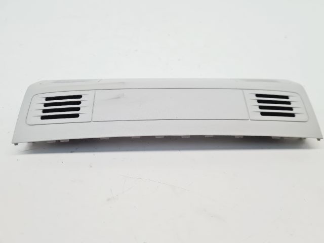 bontott VW GOLF VII Első Beltér Világítás Keret