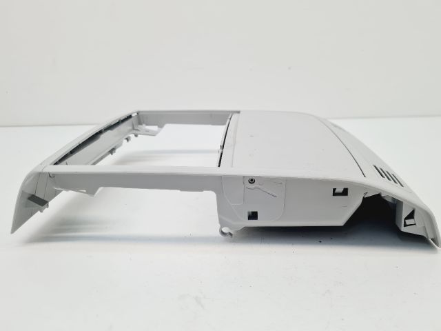 bontott VW GOLF VII Első Beltér Világítás Keret