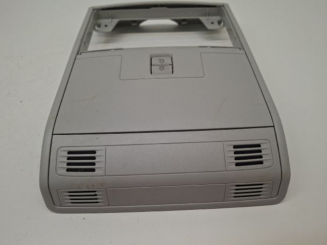 bontott VW GOLF VII Első Beltér Világítás Keret