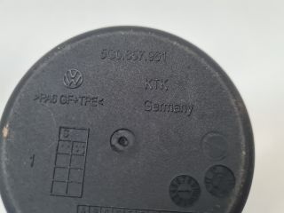 bontott VW GOLF VII Első Hamutartó