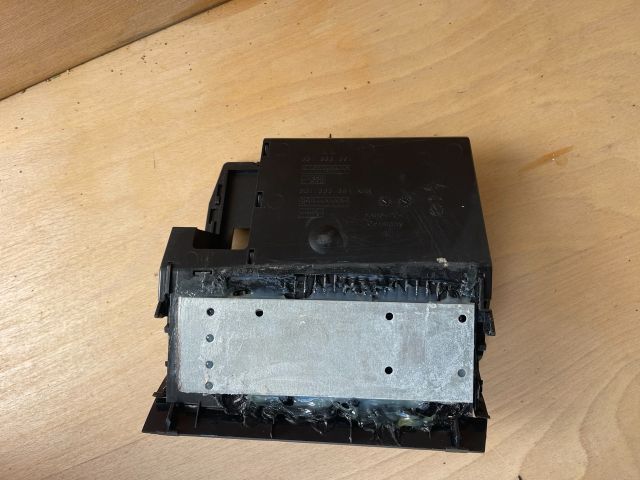 bontott VW GOLF VII Első Hamutartó