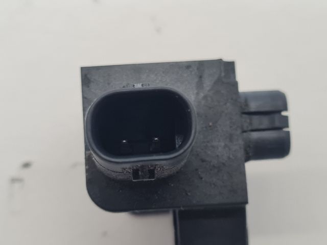 bontott VW GOLF VII Első Középső Ütközés Érzékelő (Homlokfalon)