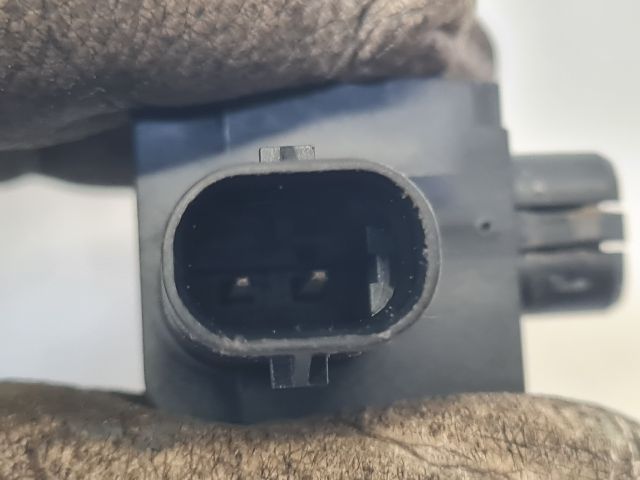 bontott VW GOLF VII Első Középső Ütközés Érzékelő (Homlokfalon)