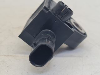 bontott VW GOLF VII Első Középső Ütközés Érzékelő (Homlokfalon)