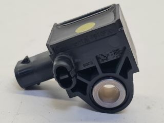 bontott VW GOLF VII Első Középső Ütközés Érzékelő (Homlokfalon)