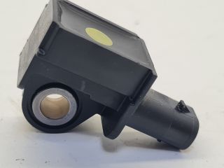 bontott VW GOLF VII Első Középső Ütközés Érzékelő (Homlokfalon)