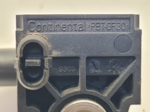 bontott VW GOLF VII Első Középső Ütközés Érzékelő (Homlokfalon)