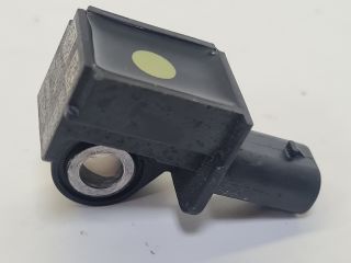 bontott VW GOLF VII Első Középső Ütközés Érzékelő (Homlokfalon)