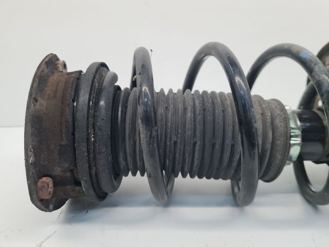 bontott VW GOLF VII Első Lengéscsillapító (Pozíciófüggetlen)