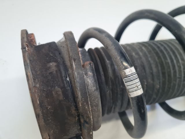 bontott VW GOLF VII Első Lengéscsillapító (Pozíciófüggetlen)